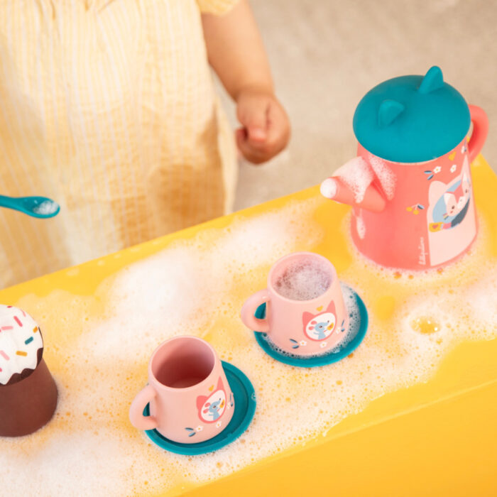 jouet-de-bain-set-de-the-jeanne-le-chat (2) jouet-de-bain-set-de-the-jeanne-le-chat (2)